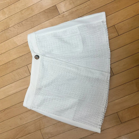 RARE! Derek Lam 10 Crosby Lace Overlay Wrap Skort Shorts - size 8 - Picture 3 of 8